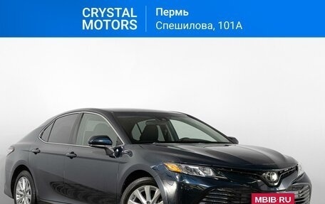 Toyota Camry, 2018 год, 2 299 000 рублей, 1 фотография