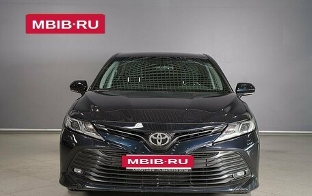 Toyota Camry, 2018 год, 2 556 800 рублей, 7 фотография