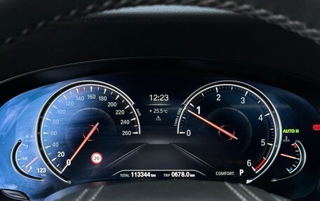 BMW 5 серия, 2018 год, 3 700 000 рублей, 28 фотография