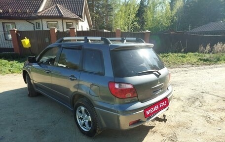 Mitsubishi Outlander III рестайлинг 3, 2007 год, 850 000 рублей, 5 фотография