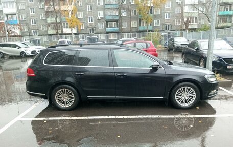 Volkswagen Passat B7, 2011 год, 1 050 000 рублей, 2 фотография