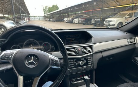 Mercedes-Benz E-Класс, 2011 год, 1 600 000 рублей, 6 фотография