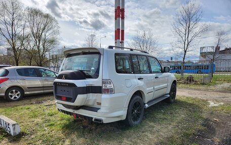 Mitsubishi Pajero IV, 2019 год, 4 850 000 рублей, 5 фотография