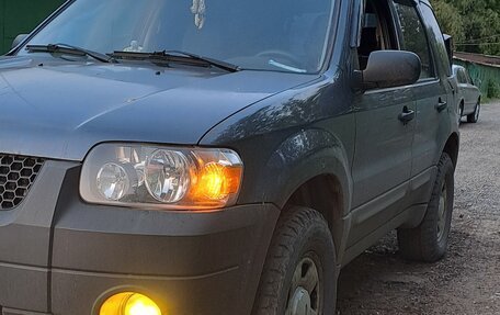 Ford Escape II, 2005 год, 570 000 рублей, 7 фотография