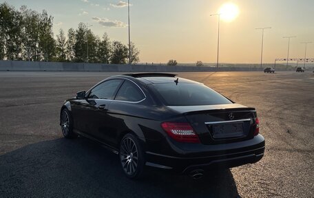 Mercedes-Benz C-Класс, 2014 год, 2 100 000 рублей, 10 фотография