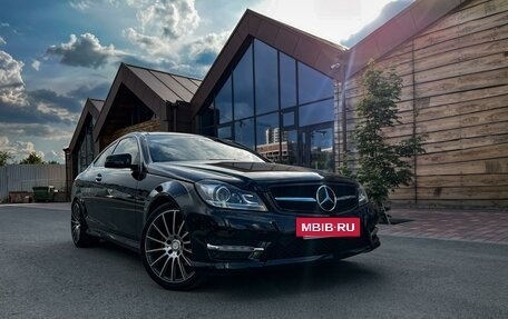 Mercedes-Benz C-Класс, 2014 год, 2 100 000 рублей, 6 фотография