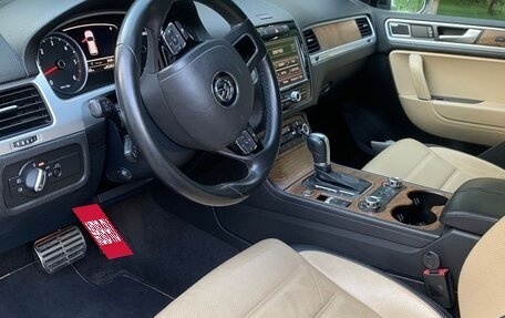 Volkswagen Touareg III, 2012 год, 3 350 000 рублей, 9 фотография