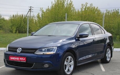 Volkswagen Jetta VI, 2013 год, 1 300 000 рублей, 1 фотография