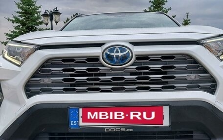 Toyota RAV4, 2021 год, 3 760 000 рублей, 15 фотография