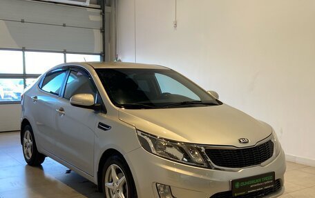 KIA Rio III рестайлинг, 2013 год, 800 000 рублей, 3 фотография