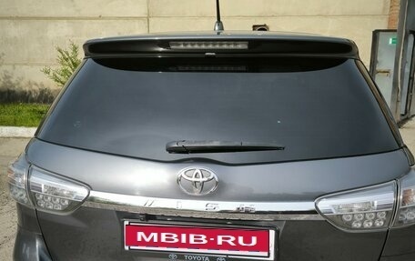 Toyota Wish II, 2012 год, 1 599 000 рублей, 5 фотография