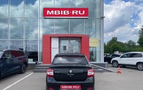 Renault Logan II, 2017 год, 915 000 рублей, 6 фотография