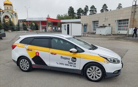 KIA cee'd III, 2015 год, 650 000 рублей, 2 фотография