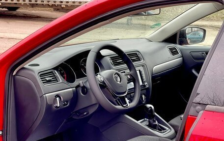 Volkswagen Jetta VI, 2015 год, 1 960 000 рублей, 5 фотография