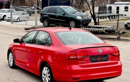 Volkswagen Jetta VI, 2015 год, 1 960 000 рублей, 4 фотография