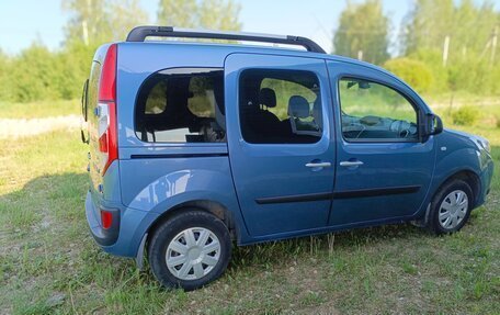 Renault Kangoo II рестайлинг, 2014 год, 950 000 рублей, 3 фотография