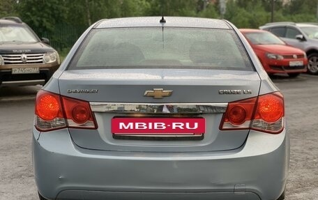 Chevrolet Cruze II, 2010 год, 450 000 рублей, 6 фотография