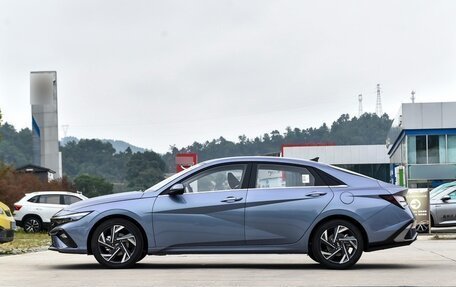 Hyundai Elantra, 2023 год, 2 880 000 рублей, 8 фотография