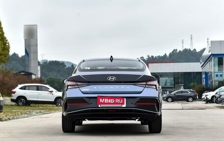 Hyundai Elantra, 2023 год, 2 880 000 рублей, 5 фотография