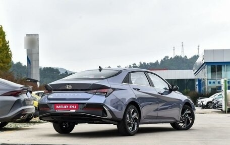 Hyundai Elantra, 2023 год, 2 880 000 рублей, 4 фотография