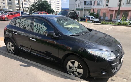 Renault Megane III, 2011 год, 920 000 рублей, 2 фотография