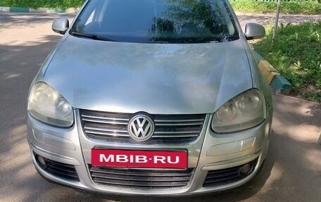 Volkswagen Jetta VI, 2008 год, 345 000 рублей, 2 фотография
