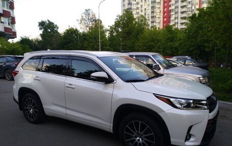 Toyota Highlander III, 2018 год, 4 799 000 рублей, 4 фотография