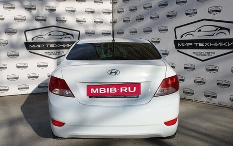 Hyundai Solaris II рестайлинг, 2013 год, 930 000 рублей, 6 фотография