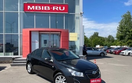 Chevrolet Cruze II, 2013 год, 979 000 рублей, 3 фотография