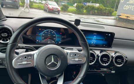 Mercedes-Benz A-Класс, 2018 год, 2 740 000 рублей, 17 фотография