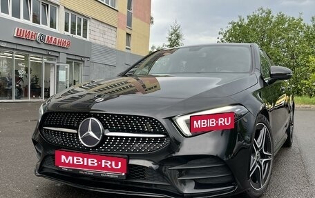 Mercedes-Benz A-Класс, 2018 год, 2 740 000 рублей, 3 фотография