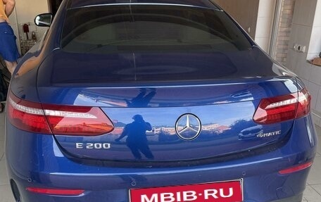Mercedes-Benz E-Класс, 2019 год, 5 700 000 рублей, 1 фотография