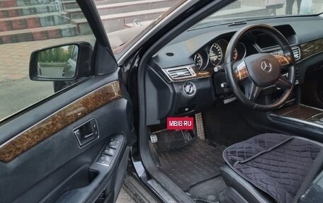 Mercedes-Benz E-Класс, 2013 год, 1 680 000 рублей, 7 фотография