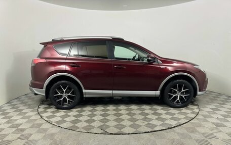 Toyota RAV4, 2017 год, 2 589 000 рублей, 4 фотография