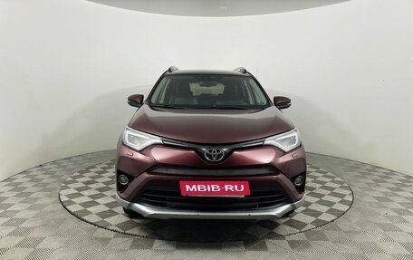 Toyota RAV4, 2017 год, 2 589 000 рублей, 2 фотография