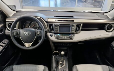 Toyota RAV4, 2013 год, 2 150 000 рублей, 9 фотография