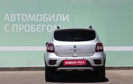 Renault Sandero II рестайлинг, 2015 год, 1 035 000 рублей, 5 фотография