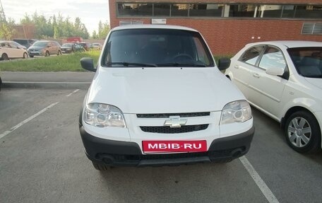 Chevrolet Niva I рестайлинг, 2014 год, 570 000 рублей, 1 фотография