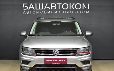 Volkswagen Tiguan II, 2018 год, 2 170 000 рублей, 3 фотография