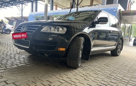 Volkswagen Touareg III, 2005 год, 910 000 рублей, 2 фотография