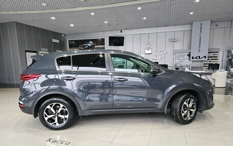 KIA Sportage IV рестайлинг, 2020 год, 2 543 000 рублей, 8 фотография