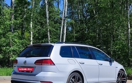Volkswagen Golf VII, 2018 год, 2 425 000 рублей, 5 фотография