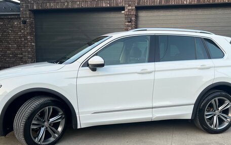 Volkswagen Tiguan II, 2019 год, 3 850 000 рублей, 8 фотография