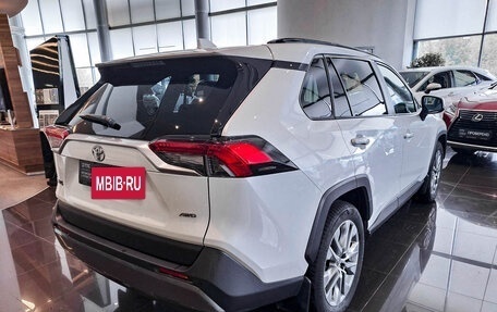 Toyota RAV4, 2021 год, 4 460 000 рублей, 5 фотография