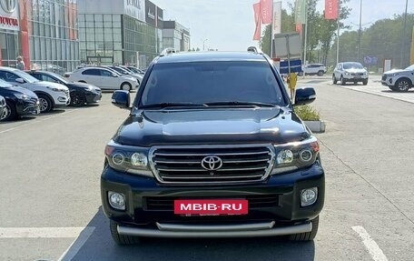 Toyota Land Cruiser 200, 2014 год, 4 632 000 рублей, 2 фотография