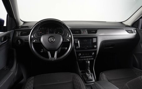 Skoda Rapid I, 2017 год, 1 620 000 рублей, 6 фотография