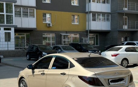 Hyundai Solaris II рестайлинг, 2012 год, 599 000 рублей, 2 фотография