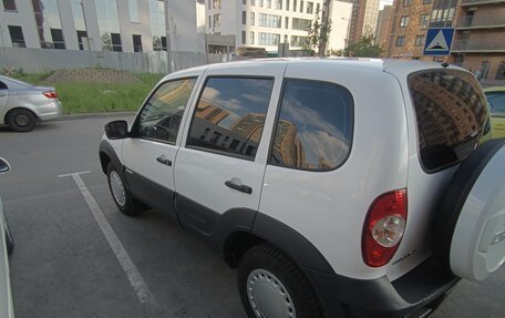 Chevrolet Niva I рестайлинг, 2014 год, 570 000 рублей, 4 фотография