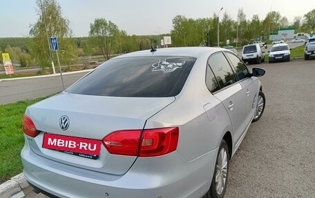 Volkswagen Jetta VI, 2013 год, 990 000 рублей, 6 фотография