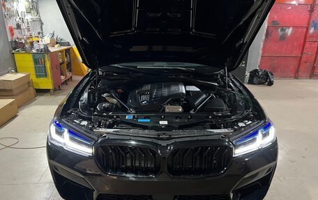 BMW 5 серия, 2010 год, 2 750 000 рублей, 2 фотография